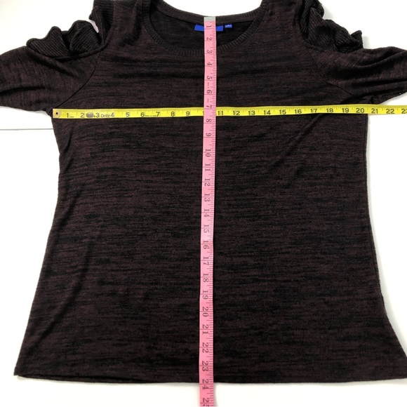 Apt. 9 Black & Maroon Cold Shoulder Ruffled Sleeved Sweater Size Large - Picture 9 of 10